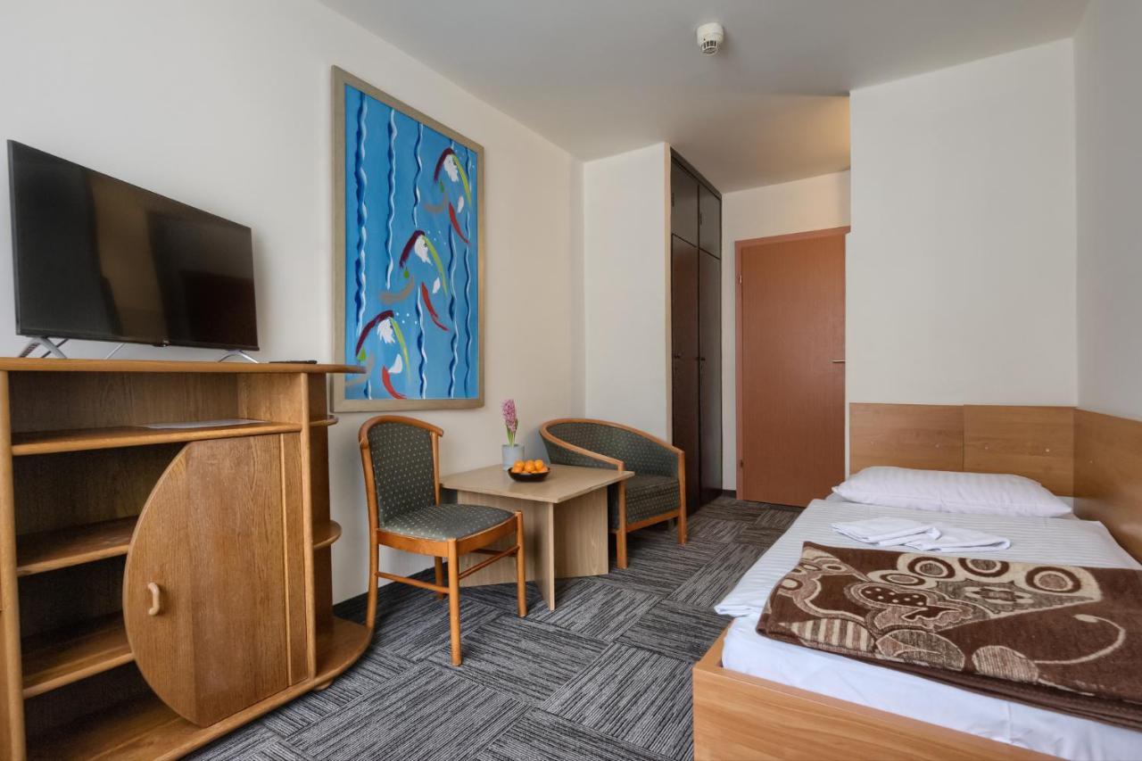 Jantar Resort Szczecin Buitenkant foto